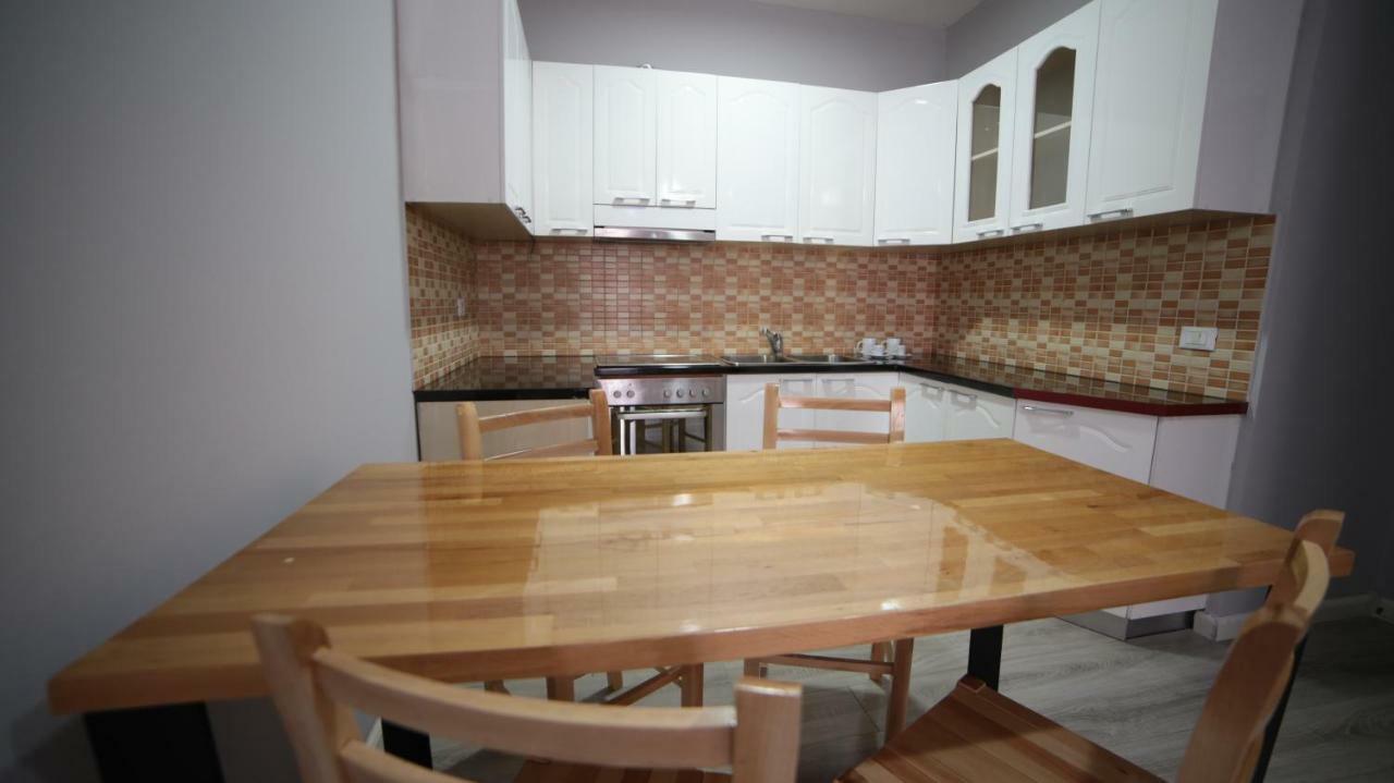 Bujtina Shqiptare *
